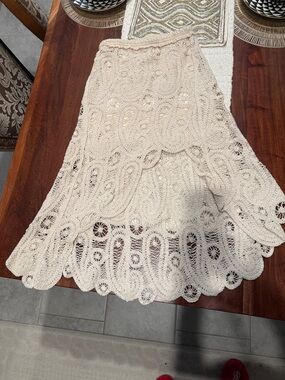 POL Cream Crochet High-Low Skirt